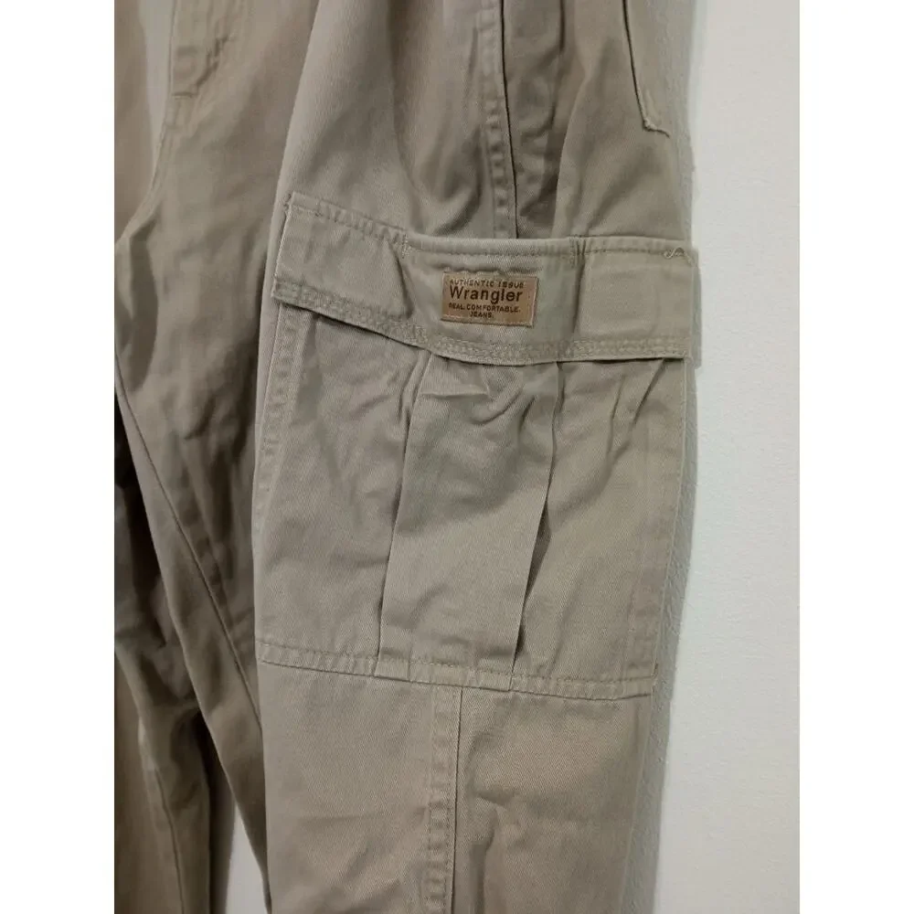 Wrangler Authentic Men’s Cargo Pants Khaki Relaxed Fit Flex Size 42x32